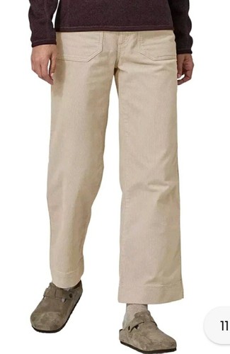 Patagonia Women's Wide-Leg Corduroy Pants in Pumice size 6