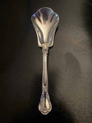 Chantilly Gorham Sterling Silver Sugar Shell Spoon
