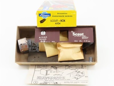 Santa Rust Kit HO Scale Athearn Kit A104 ATSF Santa Fe Scout Single Door Box Car ...