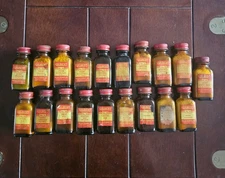 Vintage A.C. Gilbert Chemistry Set Amber Bottles Lot of 19 w/ Labels 1940s