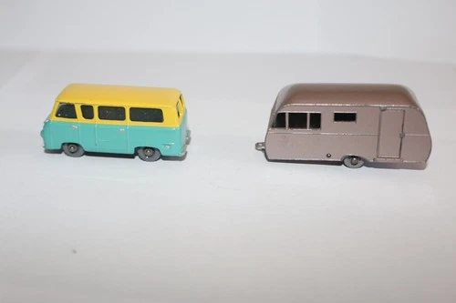 Vintage Matchbox by Lesney Diecast car and trailer - Gray tires