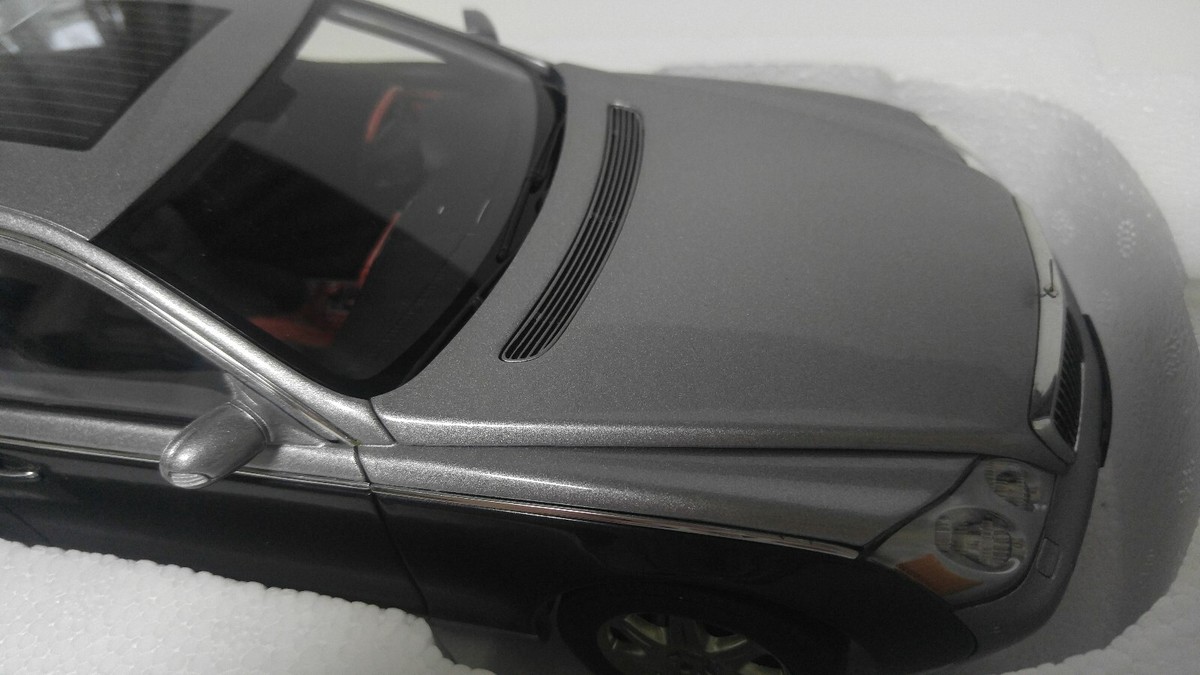1/18 Autoart Maybach 62 LWB (Grey/Black) | eBay 1/18 Autoart Maybach 62 LWB (Grey/Black) | eBay