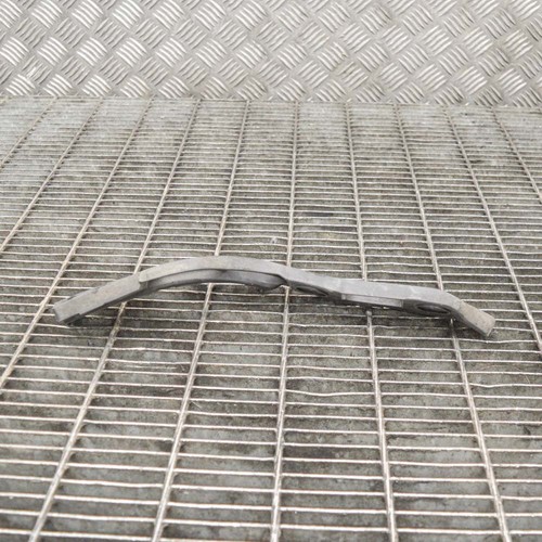 Volkswagen Polo 6R Stoßstangenhalter Halter hinten rechts 6R6807394A 1.4 Benzin 2012