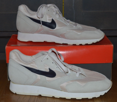 NEW VTG 1990s Nike Decade Running Shoes 102010-140 Size 9.5 NEW VTG 1990s Nike Decade Running Shoes 102010-140 Size 9.5