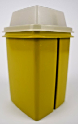 Vintage Tupperware Pickle Keeper 1330-7 Avocado Green Storage Container 3 PC