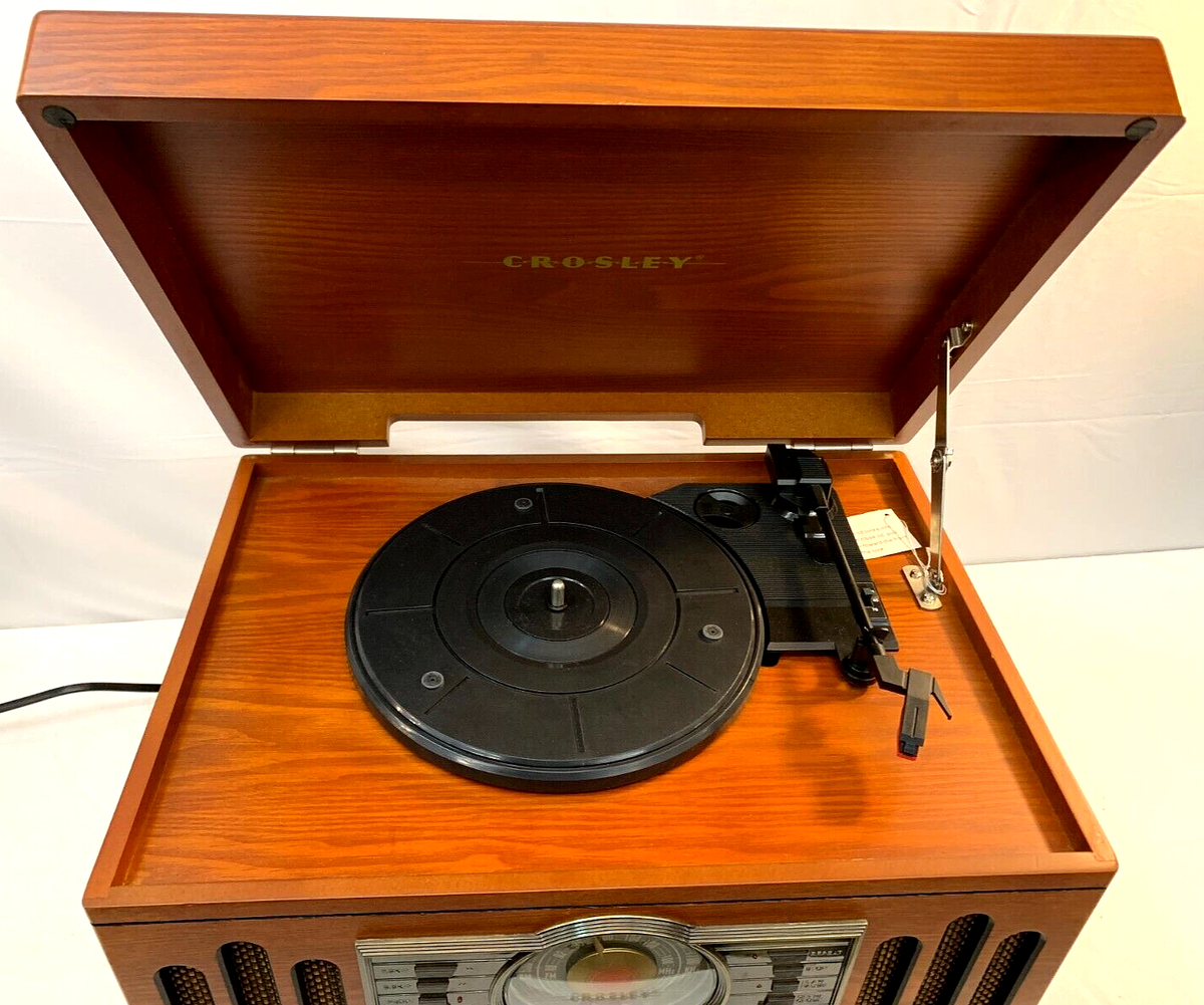 CROSLEY CR73 Celebrity 4 in 1 CD Tape Cassette Turntable CROSLEY CR73 Celebrity 4 in 1 CD Tape Cassette Turntable