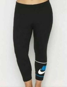 black and blue nike leggings