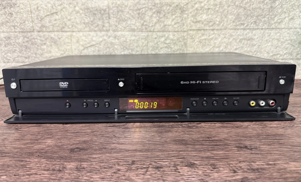 LG V390 VIDEOREGISTRATORE-DVD PLAYER+VCR DVIX CD-RW MP3  - Imagen 4 de 4