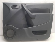 Mercedes-Benz Citan W415 2015 Vorne rechts Verkleidung Tür vorne 8200618589 Mercedes-Benz Citan W415 2015 Vorne rechts Verkleidung Tür vorne 8200618589