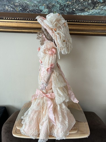 Franklin Mint By MARYSE NICOLE Porcelain Doll “Madame Marguerite” 19 in LE 2849 - Bild 10 von 22