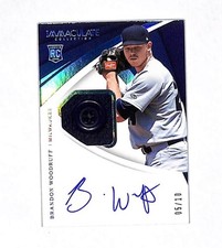 2018 Panini Immaculate Brandon Woodruff 5/10 Auto Button Patch Rookie Card 