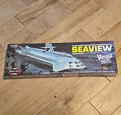 Polar Lights Seaview Submarine Plastic Model Kit w/ Stand Voyage Sea MPN 5099