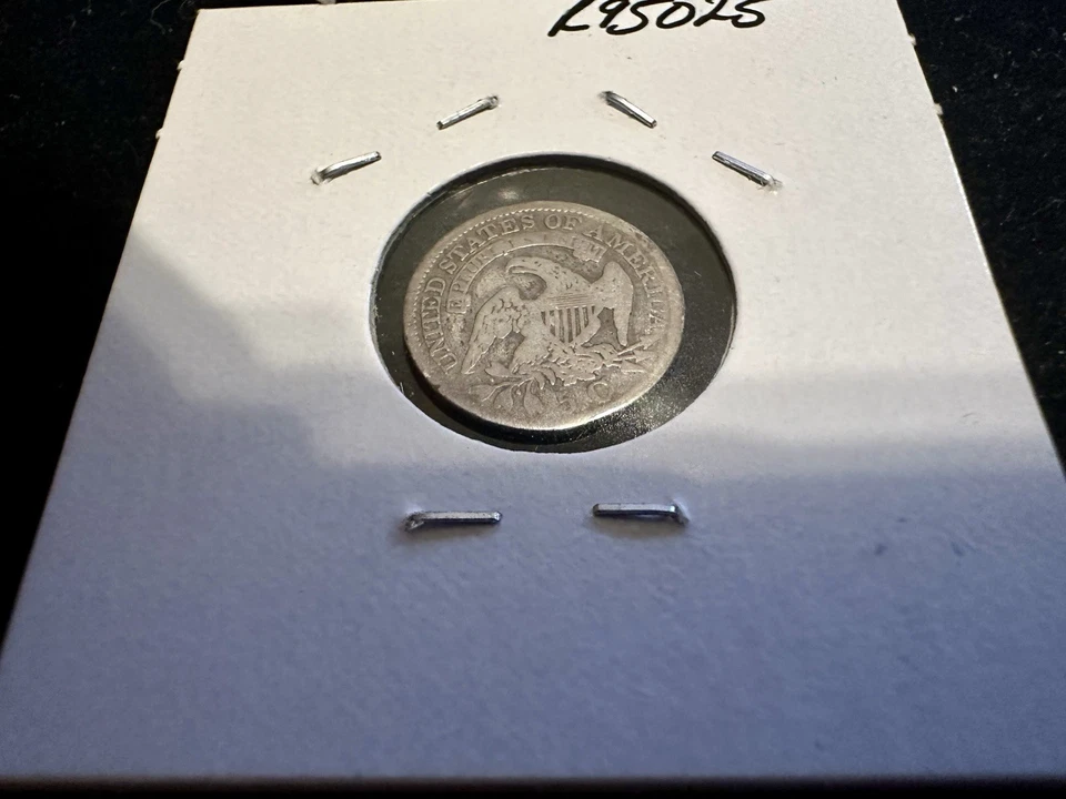 Busto con tapa de medio centavo 1829 primer año de emisión libro rojo en muy buen estado $95-$115 Foto 2 de 3