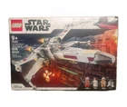 LEGO Star Wars: Luke Skywalker's X-Wing Fighter 4 Minifigs Luke R2D2  Lego 75301