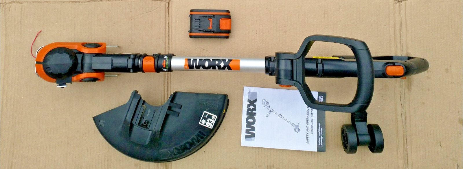 Worx WG163E 20V 30cm 2-in-1 Cordless Grass Trimmer & Edge with 1 x 2Ah Battery