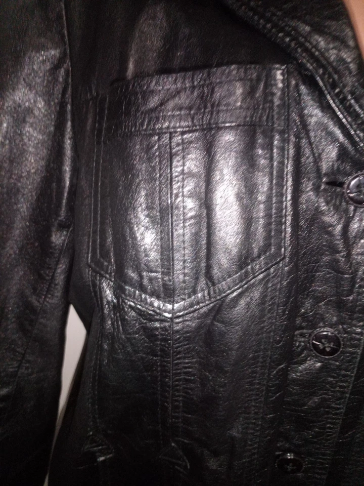 Abrigo de cuero para mujer Hong Kong Montgomery Ward The Tannery talla 17/18 de colección años 70  Foto 3 de 4