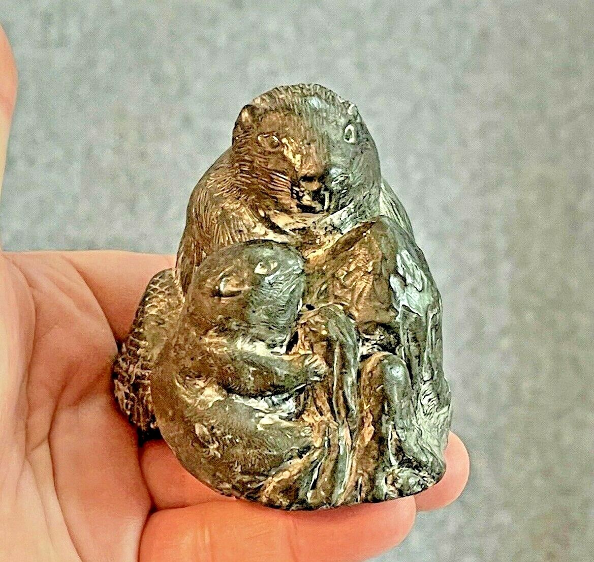 Vintage Wolf Original Beaver Beavers Figurine. 3"