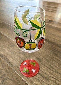 De-Lite Hand Painted Wine Glass Christmas Jingle Cocktail Holiday  Bling