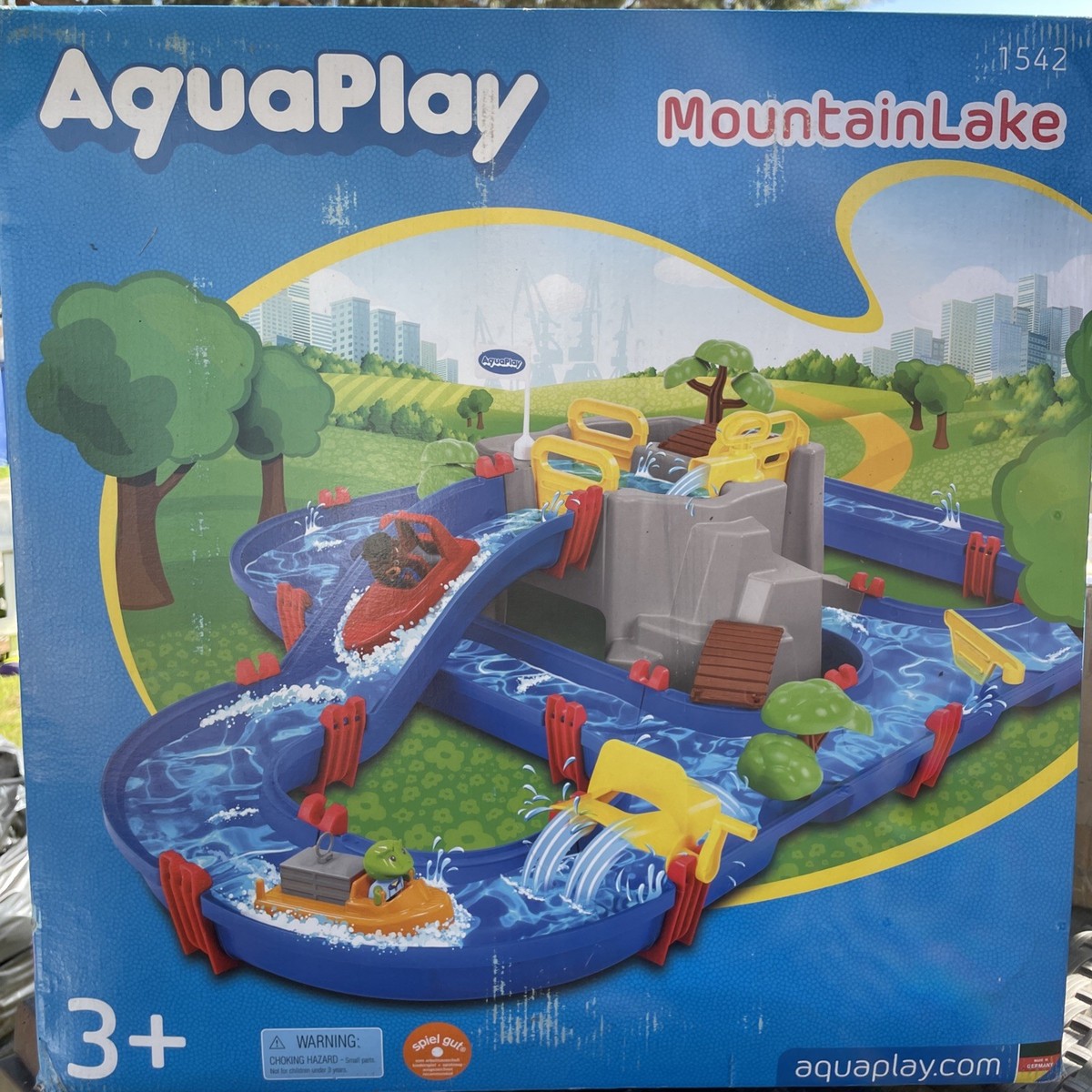 Aquaplay: Mountain Lake Water Playset, Plastic Activity Table