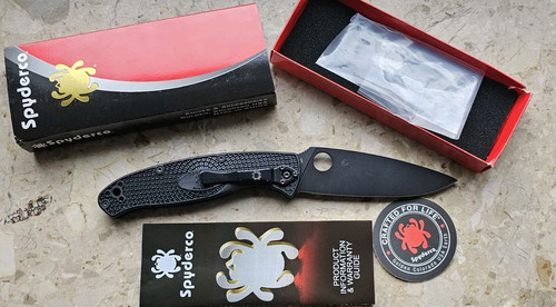 Spyderco Resilience Lightweight Black Blade PlainEdge Taschenmesser ✔️ 01SP1158 - Bild 1 von 7