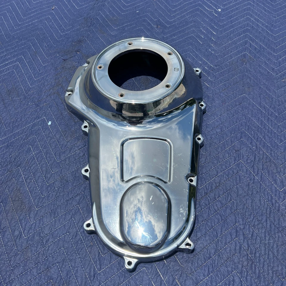 Harley-Davidson Electra Glide Touring 2015 cubierta primaria exterior 60685-07 Foto 3 de 4