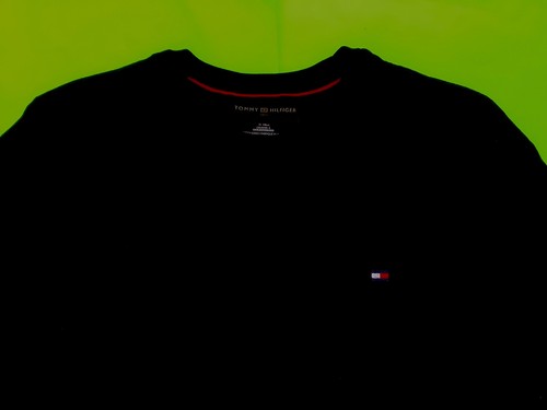 New TOMMY HILFIGER Men’s Short Sleeve T-Shirt MEDIUM Black w/White, Red Cotton - Picture 6 of 12