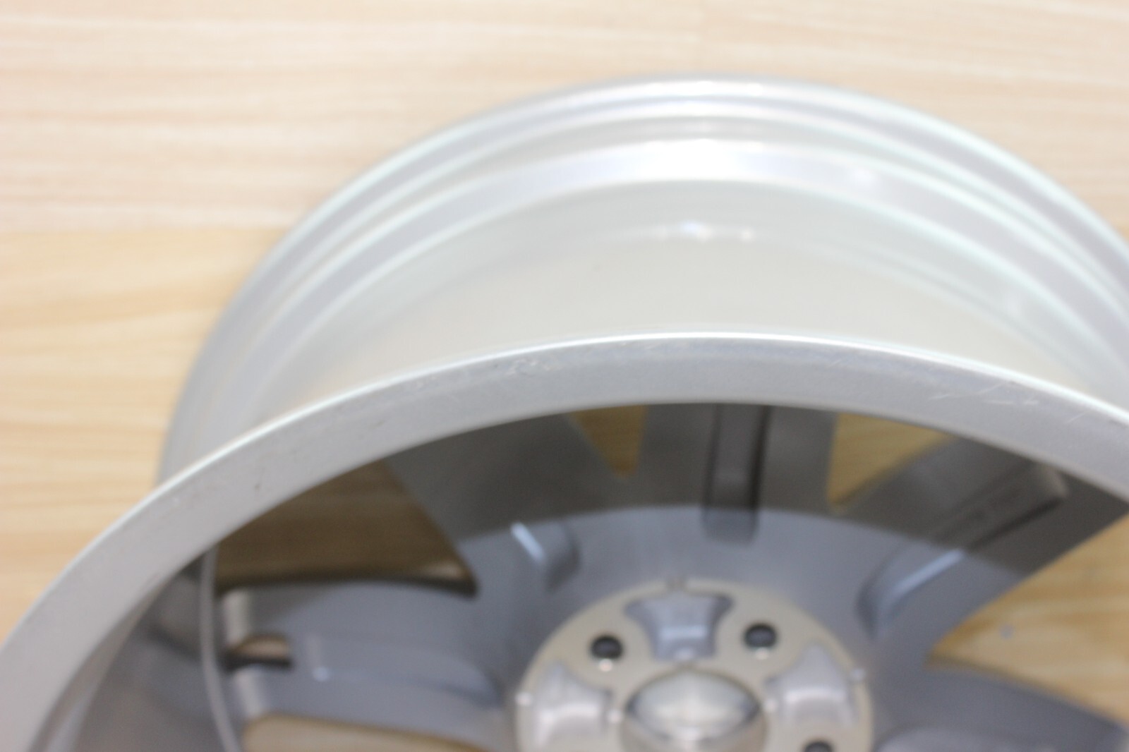14-21 208 19 MASERATI QUATTROPORTE REAR REAR ALLOY WHEEL RIM 20" GENUINE OEM NEW