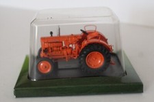 Tracteur Vandeuvre super DD, échelle 1/43