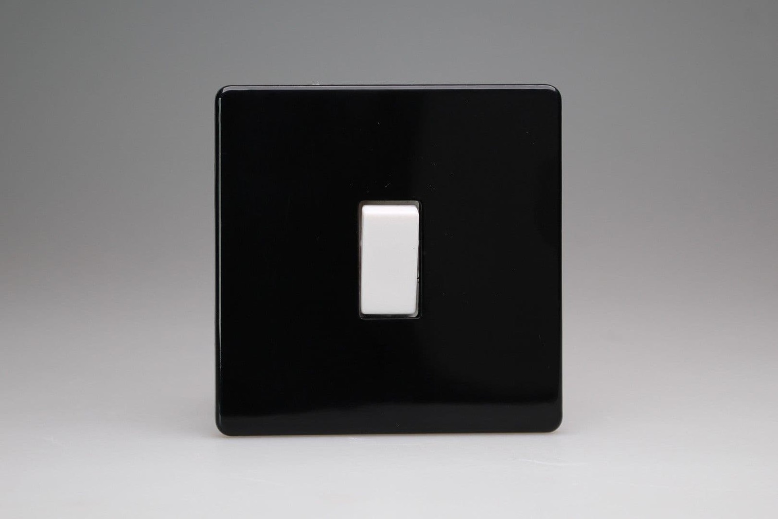 Varilight XDL7WS Screwless Premium Black 1 Gang 10A Intermediate Rocker Switch