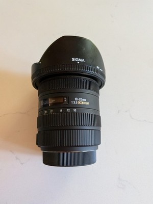 Sigma 10-20mm f/3.5 EX HSM Wide Angle Lens for Sony A-mount Camera with lens kit