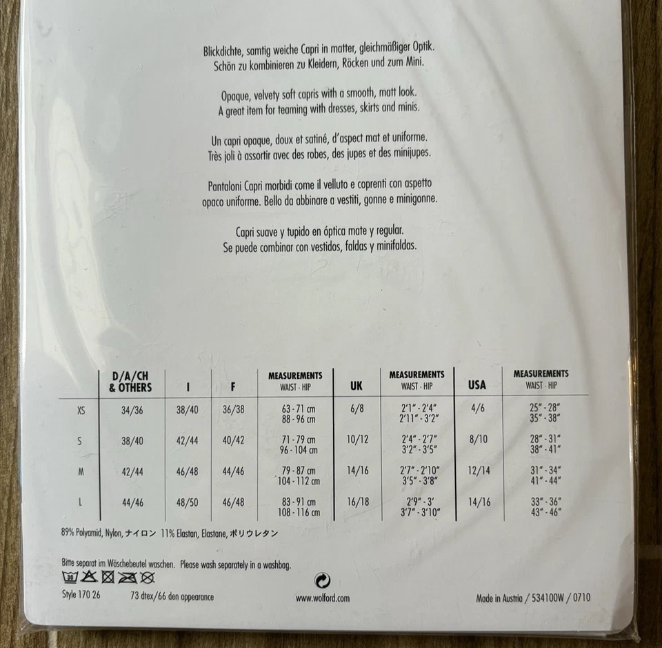 NUEVO CON ETIQUETAS Medias Capri Wolford Terciopelo Azul Regata Opaco Mate Suave Lujo Medias L Foto 3 de 3