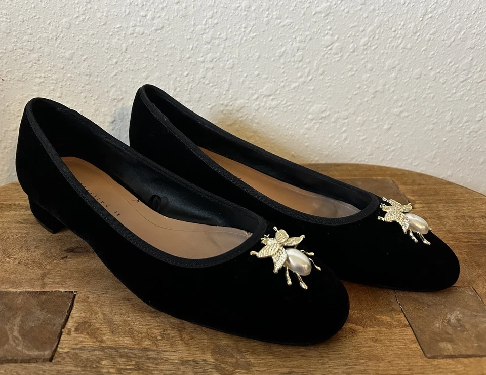 Zapatos Bailarina Zara Trafaluc Abeja Dorada con Perla Negro Terciopelo Tacones Talla 36/6 Foto 2 de 4