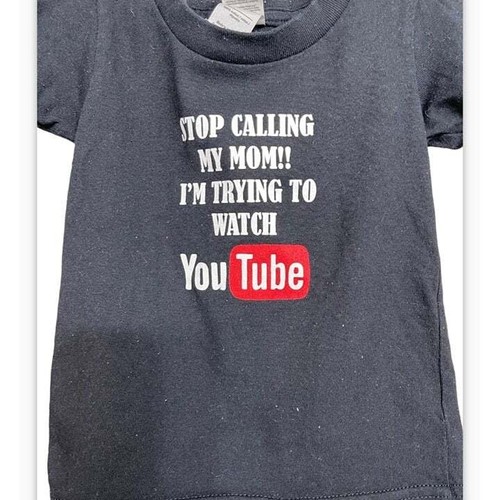 2T “Stop calling my mom! I’m trying to watch YouTube” - Picture 2 of 3