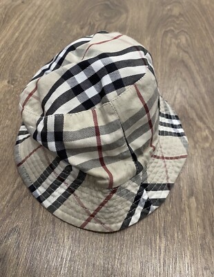 Burberry Reversible Bucket Hat Solid/Plaid Women display picture 2