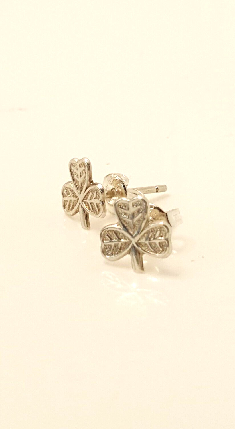 Gorgeous Solid Three Leaf Clover Stud Earrings 92… - image 15