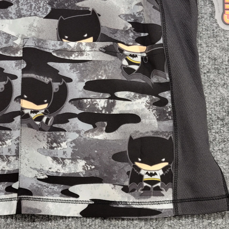 Batman Scrubs Top DC Comics Tooniforms Unisex Size 3XL V Neck Top TF759 - Image 3 of 4