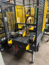 Kartonverschlussmaschine Kartonverschlie&szlig;er Kartonklebemaschine Verpackungsmasch