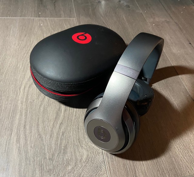 beats studio wireless titanium