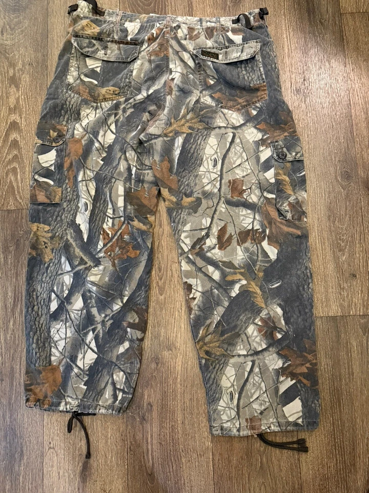 Vintage Liberty Hunting Pants Mens 2XL XXL Brown Camo Hardwood Realtree 44x 30 - Image 4 of 4