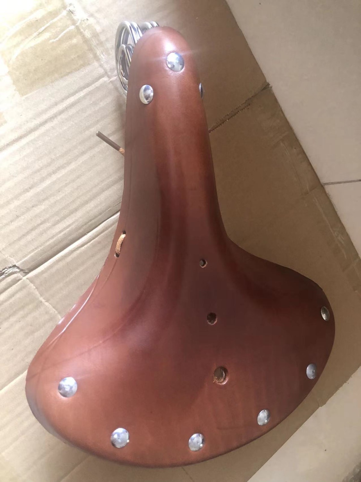 Vintage Classic Genuine LEATHER Retro Fit All Bicycle Cycling Springs Bike Seat