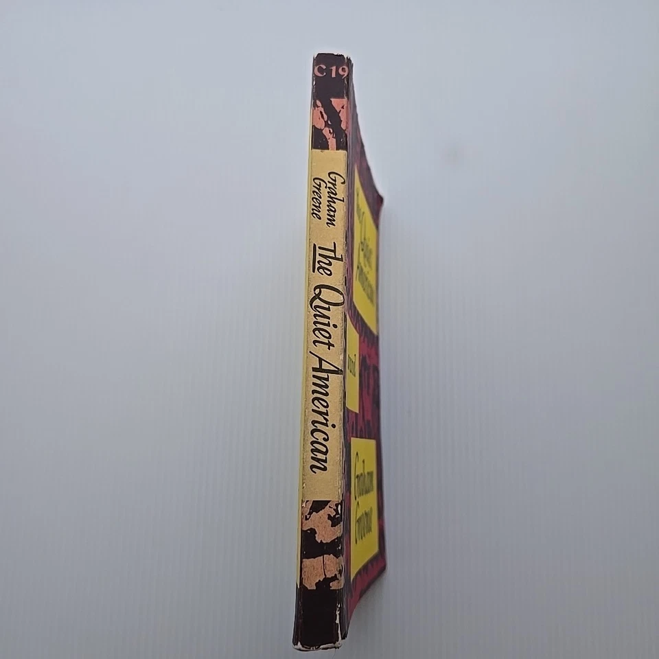 The Quiet American - Graham Greene PB 1960 5th Printing Red Cover - Image 3 of 4