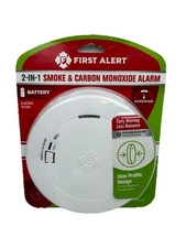 First Alert Slim Battery-Powered Photoelectric Smoke and Carbon Monoxide New