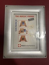 Showbox The Magic Frame Photo Viewer Holds 40 Photos 4x6 Made in Switzerland