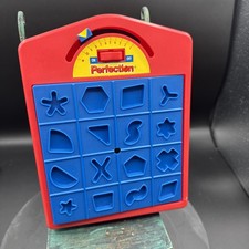 Perfection Game 2005 Mitlton Bradley. Small Travel Size In Box, Complete