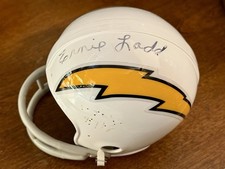 2018 Leaf Autographed Football Helmet 17