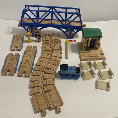 Thomas & Friends Wooden Railway Lot! Sodor Bridge, Conductor Station, Track, Etc