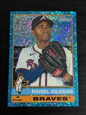 2025 Topps Heritage Chrome BLUE Sparkle Refractors #284 Raisel Iglesias Braves