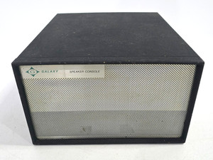 Galaxy V Ham Radio Transceiver Speaker Console