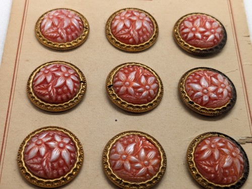 12 Vintage rosa weiße Blumen Knöpfe 20 mm Original Karte 5 1/2" x 3 1/2" - Bild 8 von 8