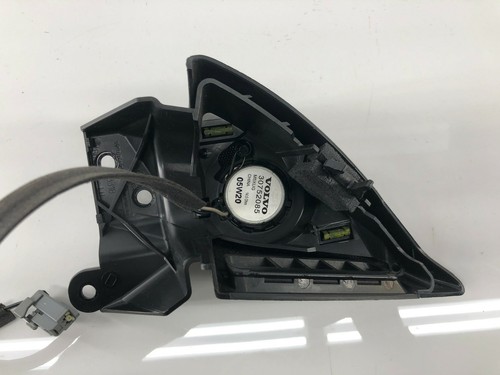 04-11 VOLVO S40 T5 FRONT LEFT DRIVER SIDE DOOR TWEETER CORNER COVER TRIM OEM - Picture 6 of 9